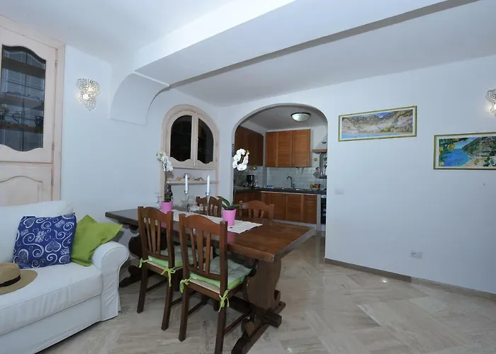 Casa Carola Апартаменты *